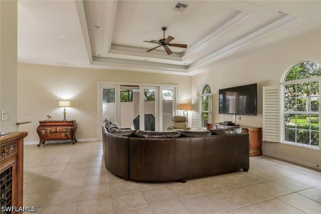 3155 Santorini CT, Naples, FL 34119