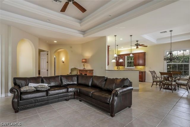 3155 Santorini CT, Naples, FL 34119