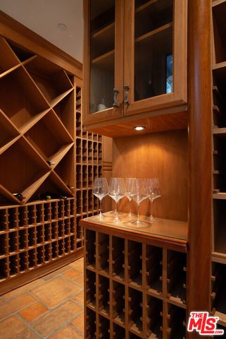 1031 Cove Way, Beverly Hills, CA 90210