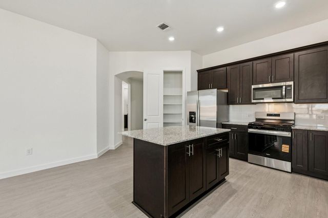 6707 Alejandro Place, Baytown, TX 77523