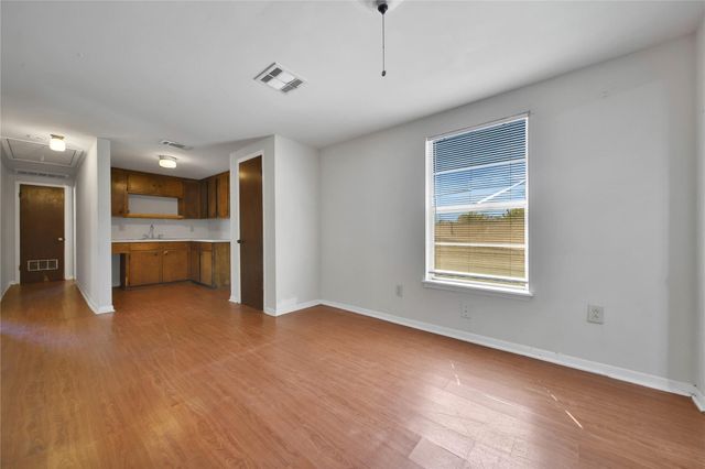 7115 Roswell Street, Houston, TX 77022