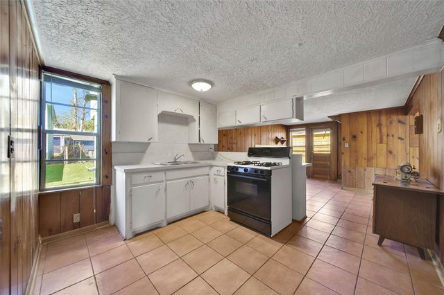 7115 Roswell Street, Houston, TX 77022