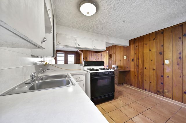 7115 Roswell Street, Houston, TX 77022