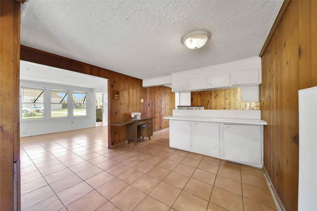 7115 Roswell Street, Houston, TX 77022