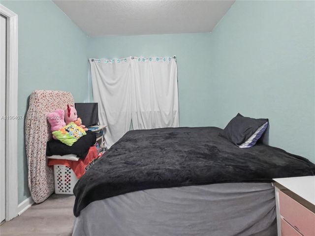 396 NW 12th Pl, Florida City, FL 33034