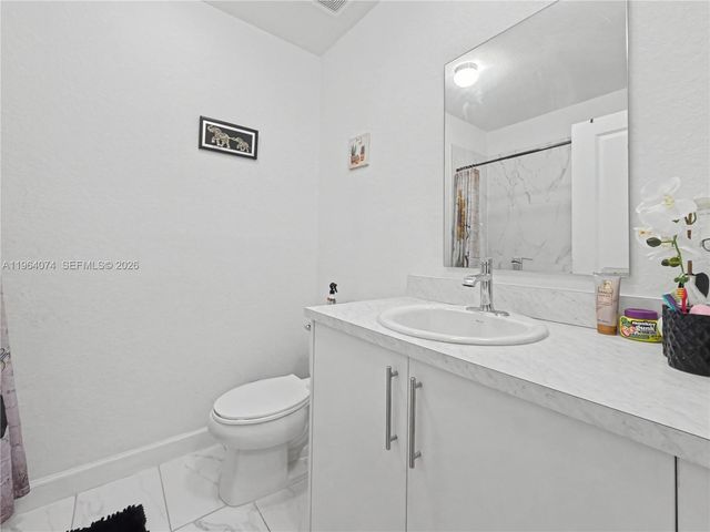 396 NW 12th Pl, Florida City, FL 33034