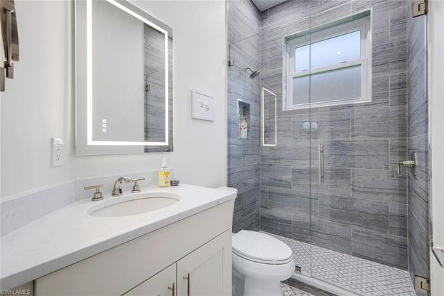 10831 Fieldfair DR, Naples, FL 34119