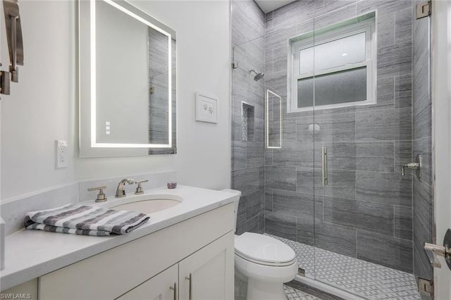10831 Fieldfair DR, Naples, FL 34119