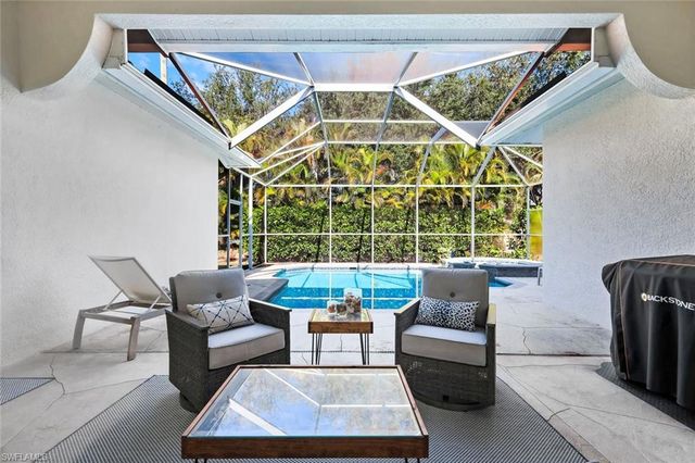 10831 Fieldfair DR, Naples, FL 34119