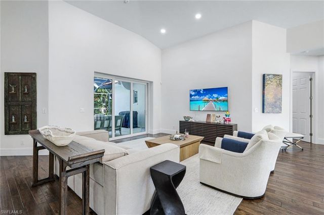 10831 Fieldfair DR, Naples, FL 34119