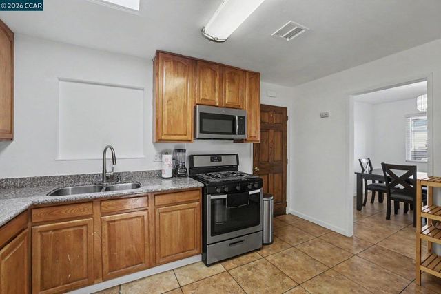 400 Ladera Dr, Vallejo, CA 94591