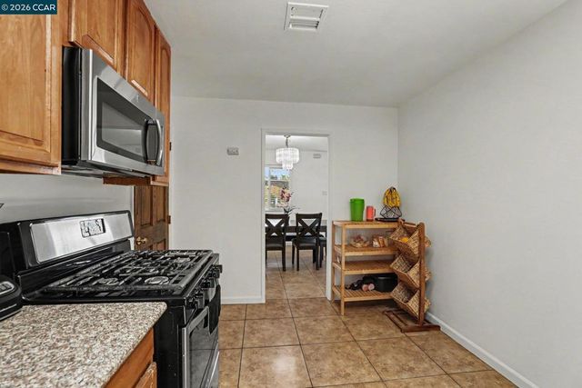 400 Ladera Dr, Vallejo, CA 94591