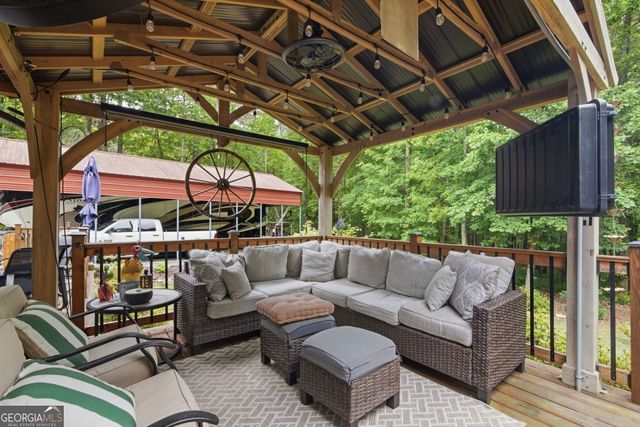 674 Marion Beavers Road, Sharpsburg, GA 30277
