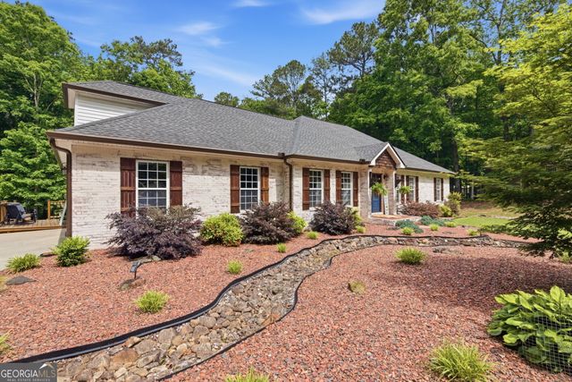 674 Marion Beavers Road, Sharpsburg, GA 30277