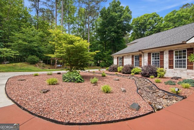 674 Marion Beavers Road, Sharpsburg, GA 30277