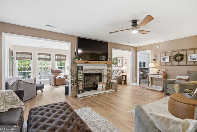 674 Marion Beavers Road, Sharpsburg, GA 30277