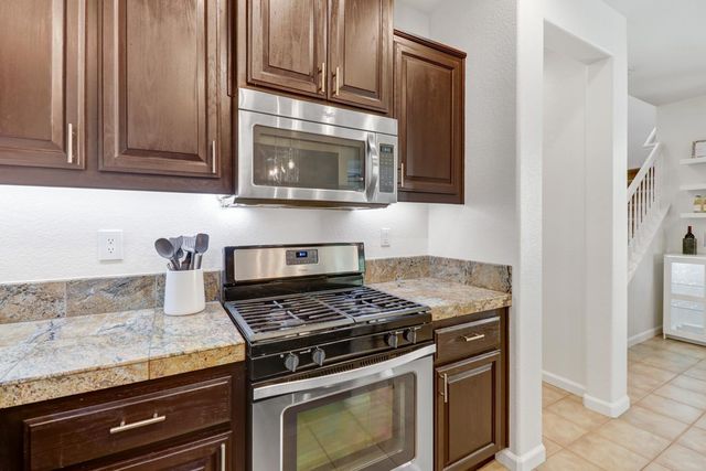170 Wapello Cir, Sacramento, CA 95835