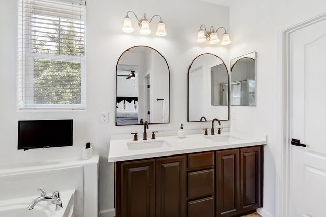170 Wapello Cir, Sacramento, CA 95835