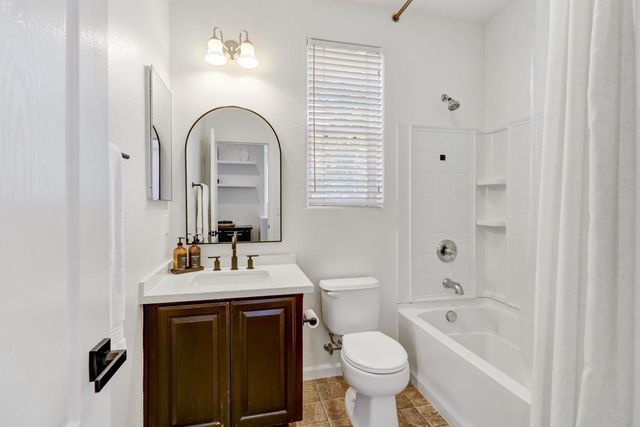 170 Wapello Cir, Sacramento, CA 95835