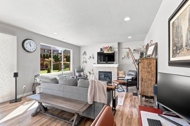 9302 N Linden Ln, Spokane, WA 99208