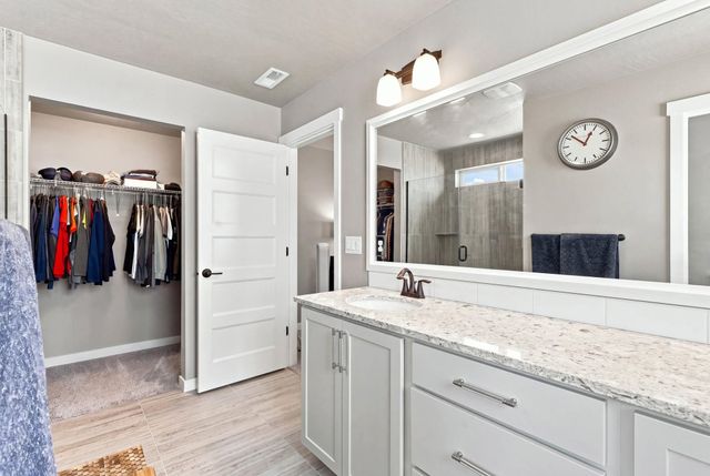 9302 N Linden Ln, Spokane, WA 99208