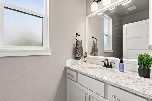 9302 N Linden Ln, Spokane, WA 99208