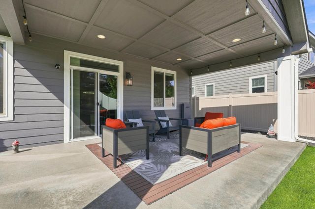 9302 N Linden Ln, Spokane, WA 99208