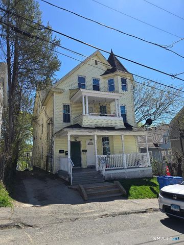 219 Woodlawn Terrace 3rd floor, Waterbury, CT 06710