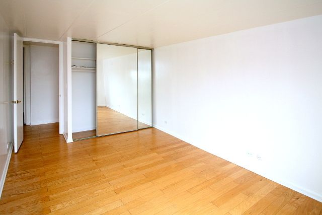 16 E Old Willow Road 405s, Prospect Heights, IL 60070