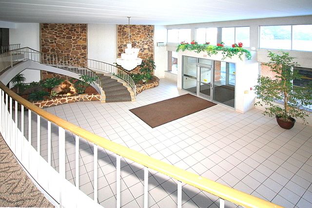 16 E Old Willow Road 405s, Prospect Heights, IL 60070