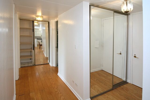 16 E Old Willow Road 405s, Prospect Heights, IL 60070