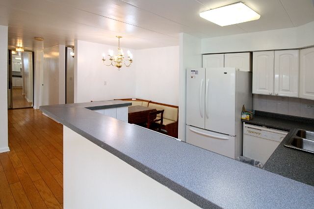 16 E Old Willow Road 405s, Prospect Heights, IL 60070