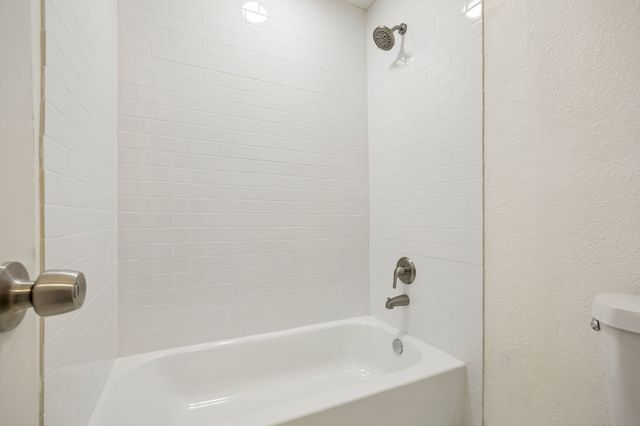 806 N Ruddell Street, Denton, TX 76209
