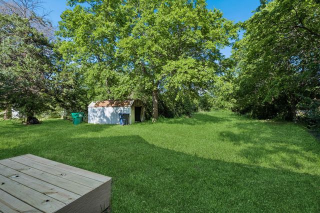806 N Ruddell Street, Denton, TX 76209