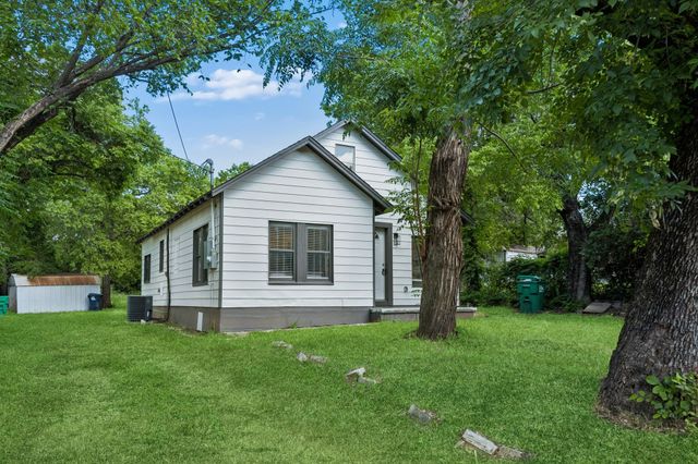 806 N Ruddell Street, Denton, TX 76209