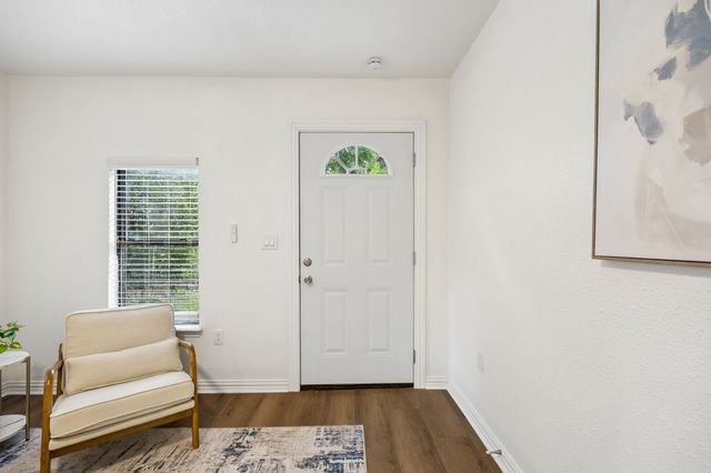 806 N Ruddell Street, Denton, TX 76209