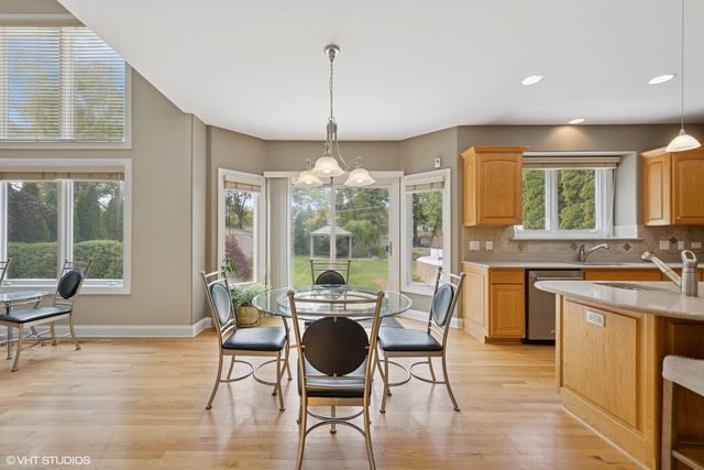 209 68th Street, Darien, IL 60561