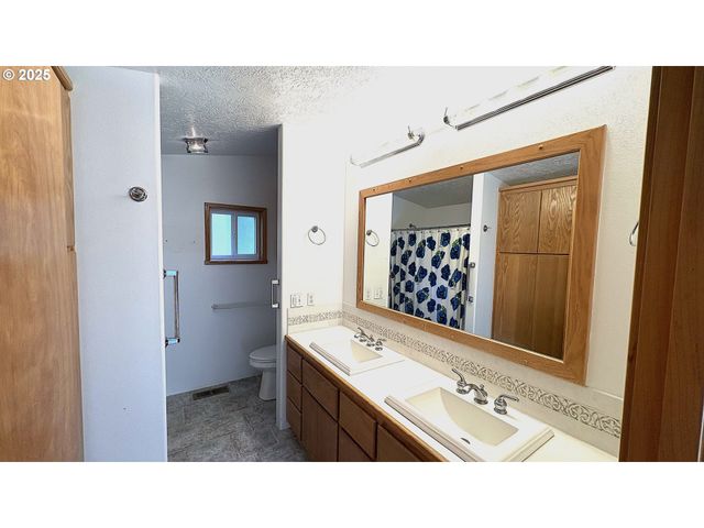 21645 WILSON RIVER Hwy, Tillamook, OR 97141