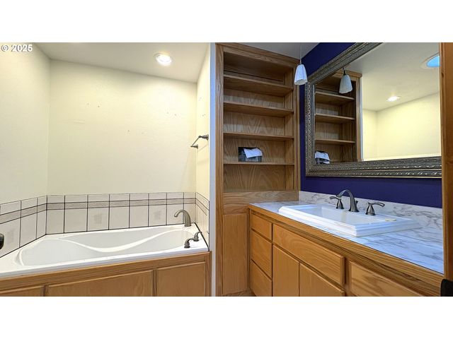 21645 WILSON RIVER Hwy, Tillamook, OR 97141