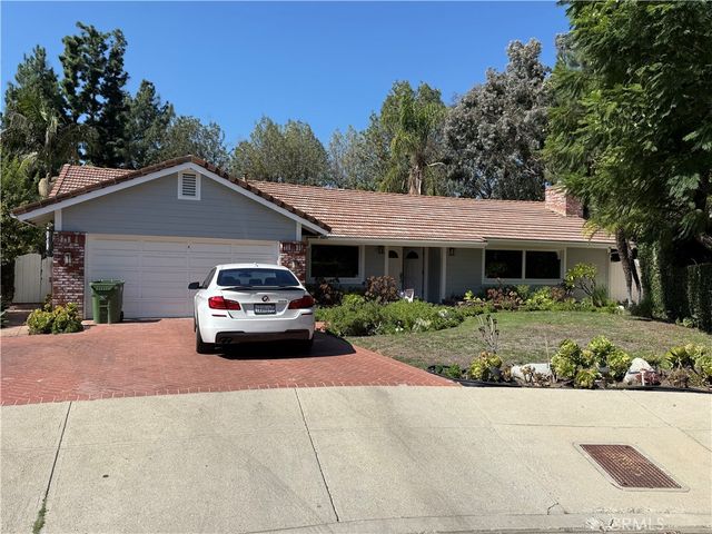 19530 Tuba Street, Northridge, CA 91326