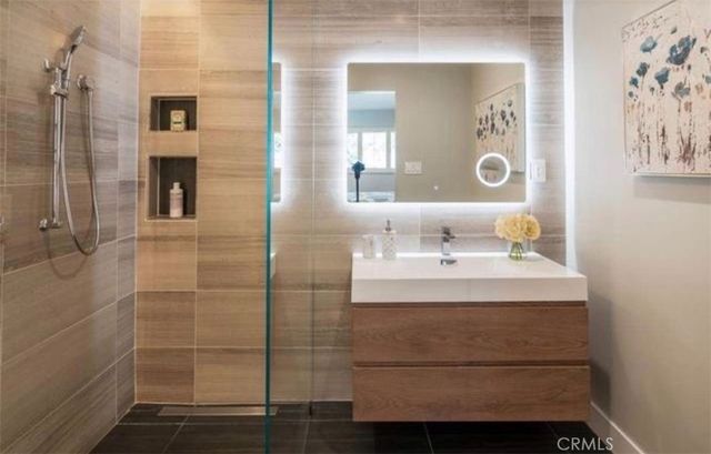 19530 Tuba Street, Northridge, CA 91326