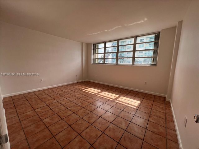 800 West Ave 808, Miami Beach, FL 33139