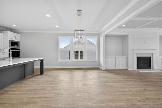5554 Spring Street, Flowery Branch, GA 30542