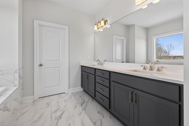 5554 Spring Street, Flowery Branch, GA 30542