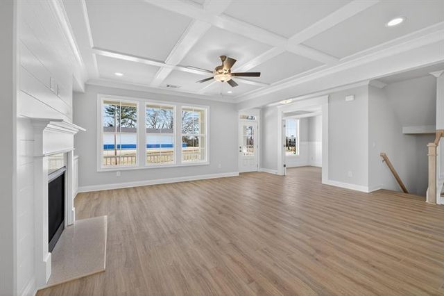5554 Spring Street, Flowery Branch, GA 30542
