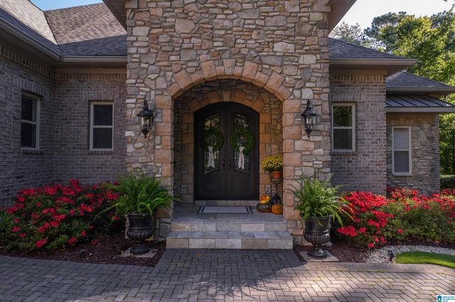 6307 WYNWOOD LANE, Trussville, AL 35173