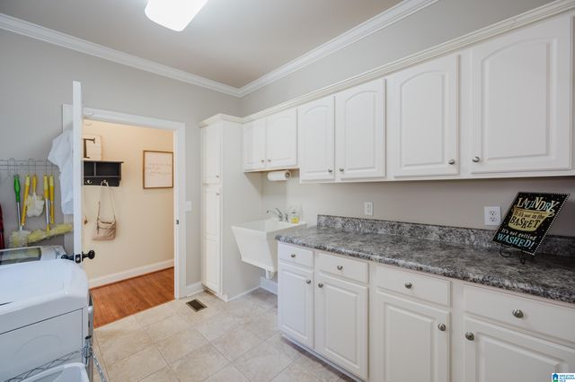 6307 WYNWOOD LANE, Trussville, AL 35173