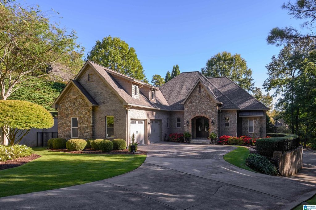 6307 WYNWOOD LANE, Trussville, AL 35173