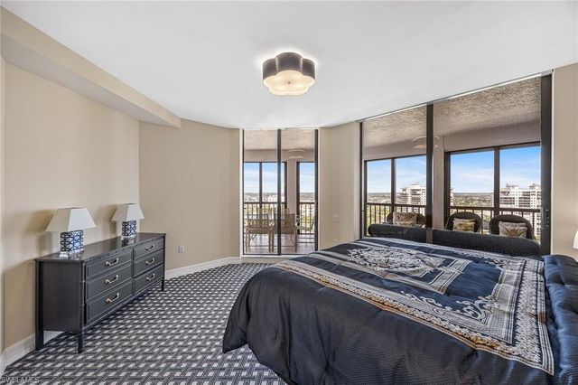 8171 Bay Colony DR # 2004, Naples, FL 34108