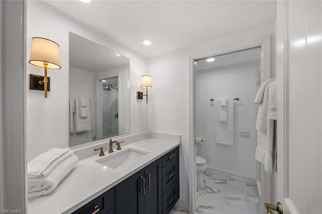 8171 Bay Colony DR # 2004, Naples, FL 34108